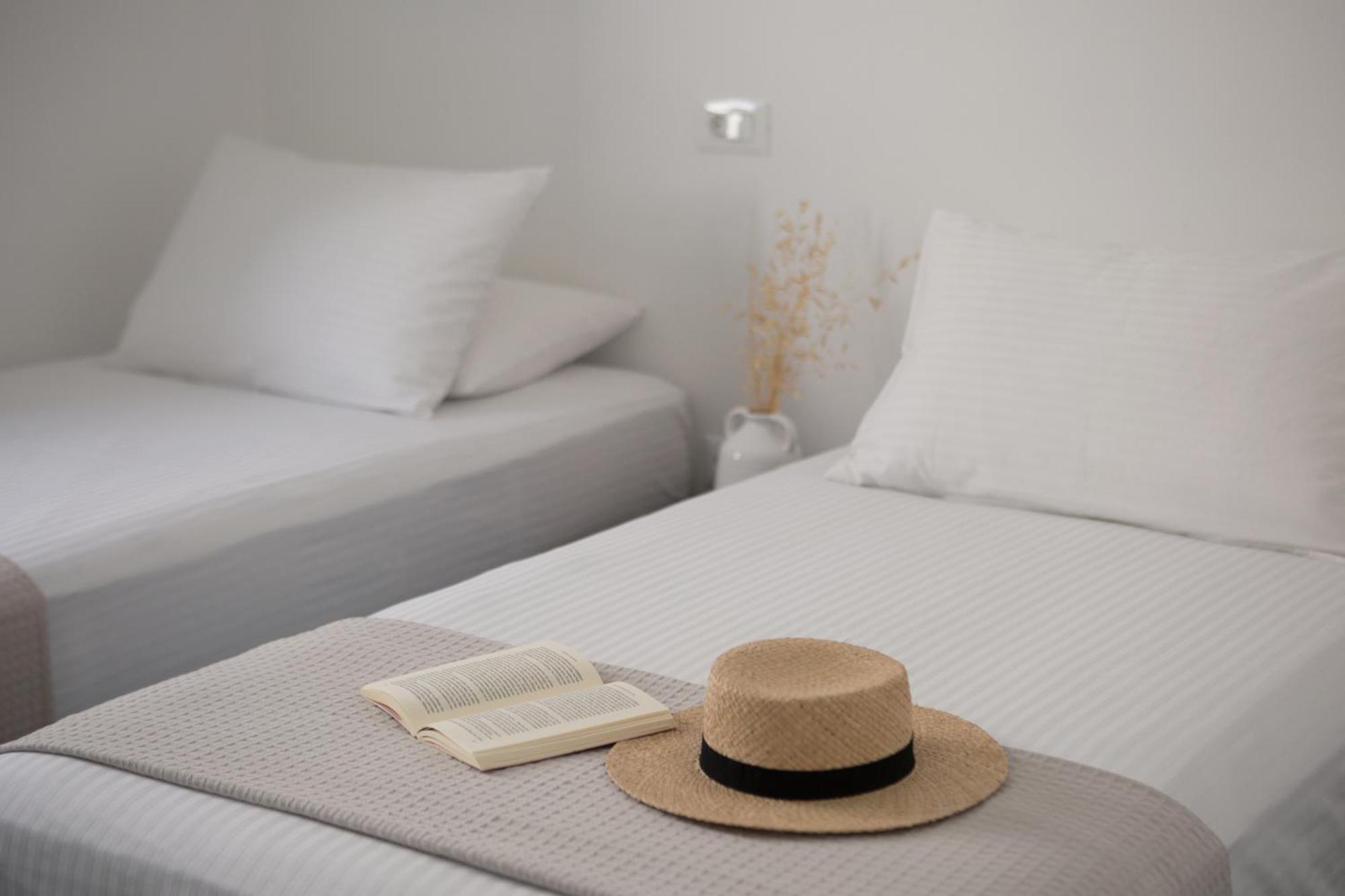 Fos Suites Лутра Екстер'єр фото